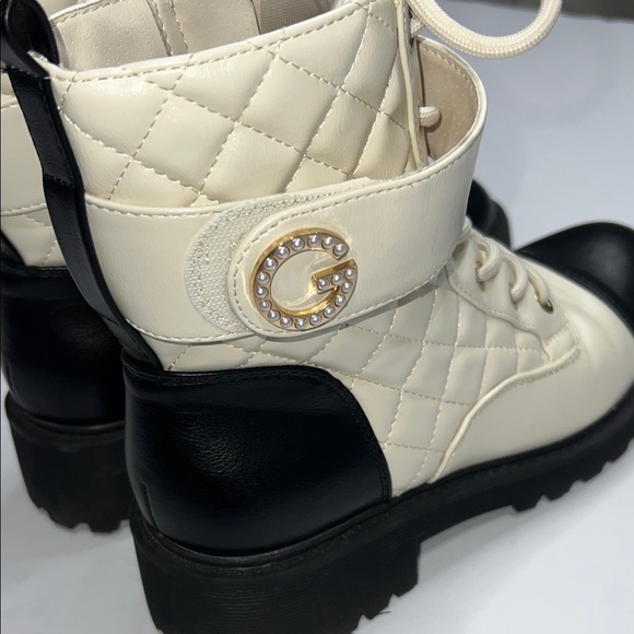 GBG Los Angeles Quilted Combat Boots - Black and Cream - Picture 3 of 9